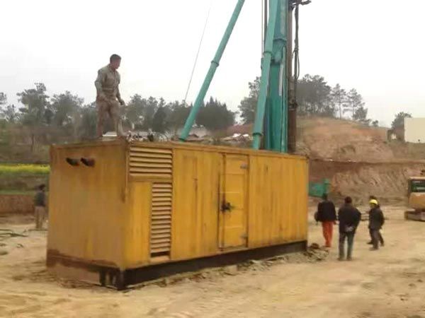 甘泉如何判断水冷式机油散热器密封件是否需要更换?